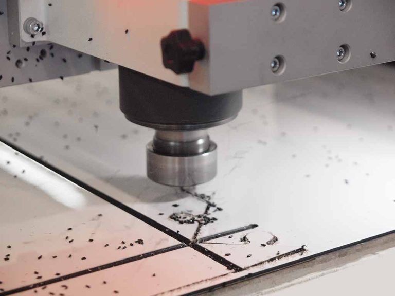 CNCFräsen / Schneiden / Gravieren / Laser — B52 / Bearbeitung