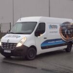 oklejanie samochodów grafika na pojazdach druk wyklejenie / car wrapping graphics on vehicles print application / Autobeklebung Grafik auf Fahrzeugen Druck Verklebung