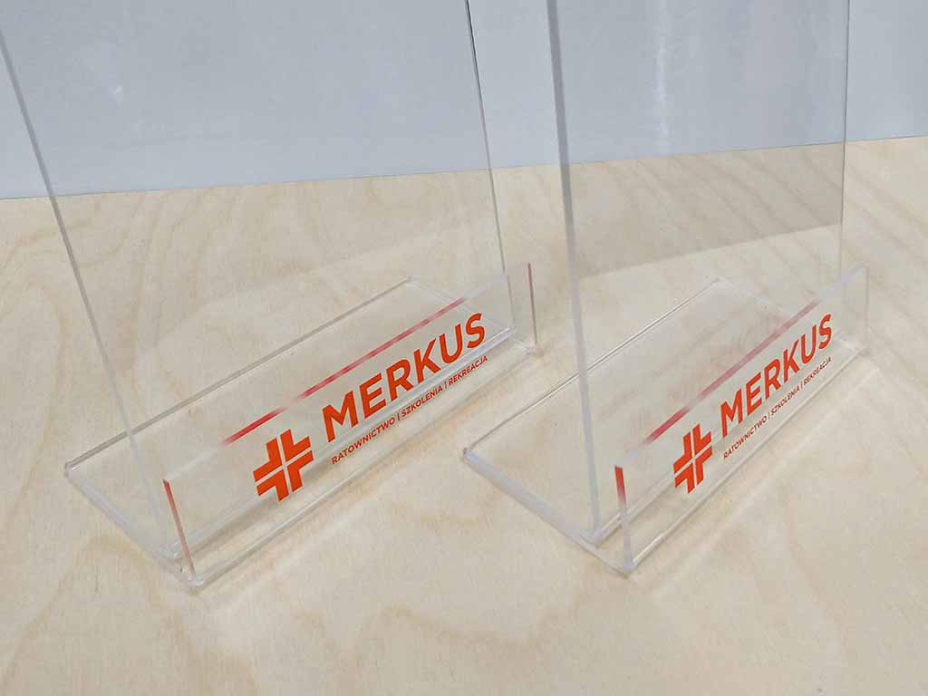 ekspozytory z plexi stojaki na ulotki stojaki z plexi prezentery dyspensery / acrylic displays leaflet standees acrylic standees presenters dispensers / Acryl-Displays Flugblattaufsteller Acryl-Aufsteller Präsentatoren Spender
