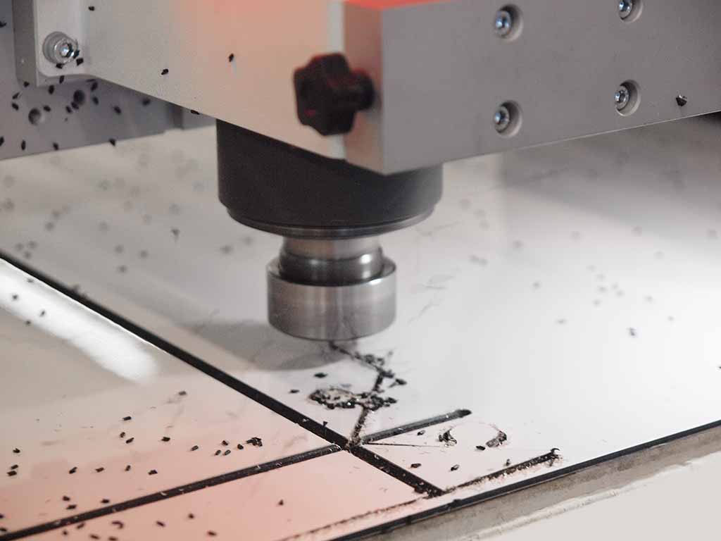 frezowanie CNC tworzyw sztucznych i kompozytów frezowanie plexi akrylu frezowanie dibondu / CNC milling of plastics and composites acrylic milling dibond milling / CNC-Fräsen von Kunststoffen und Verbundwerkstoffen Acryl fräsen Aluverbund fräsen