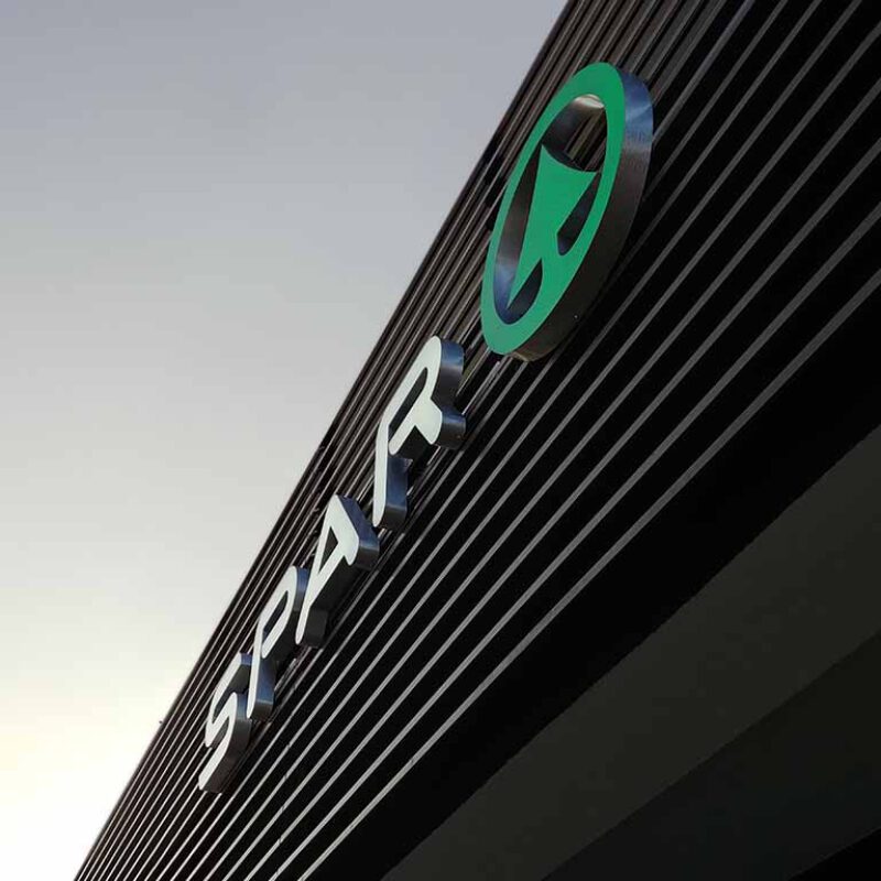 rebranding sklepów